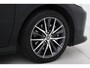 Toyota Camry 2.5 Hybrid Premium | Leder | Stoelventilatie | Stoel-/stuurverwarming | Navigatie | JBL | Head-up display | Dodehoek detectie | 360 camera