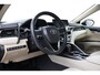 Toyota Camry 2.5 Hybrid Premium | Leder | Stoelventilatie | Stoel-/stuurverwarming | Navigatie | JBL | Head-up display | Dodehoek detectie | 360 camera