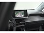 Peugeot 2008 PureTech 130 EAT8 Allure Pack | Trekhaak | Camera | Navigatie | Parkeersensoren