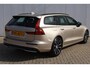 Volvo V60 2.0 T6 Plug-in hybrid AWD Plus Dark | Harman Kardon | Trekhaak | BLIS | Bright Dusk |