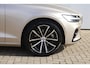 Volvo V60 2.0 T6 Plug-in hybrid AWD Plus Dark | Harman Kardon | Trekhaak | BLIS | Bright Dusk |