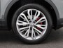 Volkswagen T-Roc 1.5 TSi 150 Pk Automaat Sport | Panoramadak | Trekhaak | Camera | Adaptive Cruise | Navigatie | CarPlay | Climatronic | 18 Inch | 80.070 Km !!