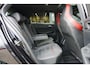 Volkswagen Golf 2.0 TSI GTI Clubsport 300PK + PANORAMADAK / STUURVERWARMING / 19"