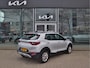 Kia Stonic 1.0 T-GDi MHEV DynamicLine DCT Automaat 5.848km! | Camera | Cruise Control | Apple Carplay & Android Auto | Tot 10Jr. Kia-Garntie