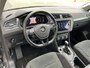 Volkswagen Tiguan 1.5 TSI ACT Highline / Digitaal dashboard / Pano / Navigatie / App connect / Camera / Parkeersensoren V+A /