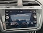 Volkswagen Tiguan 1.5 TSI ACT Highline / Digitaal dashboard / Pano / Navigatie / App connect / Camera / Parkeersensoren V+A /