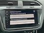 Volkswagen Tiguan Allspace 1.5 TSI Highline Business R 7p. / Pano / Leder / Navigatie / App connect / Camera / Parkeersensoren V+A / Dyn audio / **