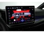 Volkswagen Golf 1.5 eTSI 150pk DSG R-Line Edition Camera Panoramadak Keyless Virtual Cockpit Navigatie