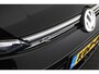 Volkswagen Golf 1.5 eTSI 150pk DSG R-Line Edition Camera Panoramadak Keyless Virtual Cockpit Navigatie