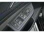 Volkswagen Golf 1.5 eTSI 150pk DSG R-Line Edition Camera Panoramadak Keyless Virtual Cockpit Navigatie
