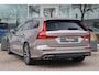 Volvo V60 T6 Inscription Expression 350pk AWD | LED | Trekhaak | Navigatie | ACC | Climate | Keyless | Carplay