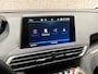Peugeot 5008 1.2 PureTech Sport 7 Persoons Automaat (APPLE CARPLAY, GROOT NAVI, 360 CAMERA, TREKHAAK, SPORTSTOELEN, GETINT GLAS, CRUISE, NIEUWE APK, NIEUWSTAAT)