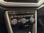 Volkswagen T-Roc 1.0 TSI Style Business I Pano I Trekhaak I Stoelverwarming