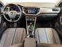 Volkswagen T-Roc 1.0 TSI Style Business I Pano I Trekhaak I Stoelverwarming
