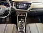 Volkswagen T-Roc 1.0 TSI Style Business I Pano I Trekhaak I Stoelverwarming