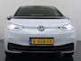 Volkswagen ID.3 First Plus 62kWh Soh92% Trekhaak Camera Navi-Pro Ecc Adap.Cruise Stuur+Stoelverwarming Apple Carplay Android Auto Pdc Bluetooth Keyless Advanced Matrix Led Rijstrooksensor IQ Drive 1e Eigenaar Origineel Nederlandse Auto