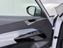 Volkswagen ID.3 First Plus 62kWh Soh92% Trekhaak Camera Navi-Pro Ecc Adap.Cruise Stuur+Stoelverwarming Apple Carplay Android Auto Pdc Bluetooth Keyless Advanced Matrix Led Rijstrooksensor IQ Drive 1e Eigenaar Origineel Nederlandse Auto