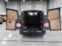 Volkswagen Transporter 2.0 TSI L1H1 Trendline Benzine Airco Trekhaak Marge-auto vrij van btw/bpm 3 persoons Stoelverwarming Elektrisch pakket Pure Grey Achterdeuren Radio Betonplex Boekjes aanwezig