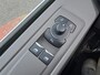 Volkswagen e-Transporter 32 L1H1 64 kWh | 100Kw | Clima | PDC Voor en achter | Warmte pomp | 3 Zits | ACC |