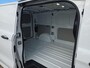 Volkswagen e-Transporter 32 L1H1 64 kWh | 100Kw | Clima | PDC Voor en achter | Warmte pomp | 3 Zits | ACC |