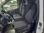 Volkswagen e-Transporter 32 L1H1 64 kWh | 100Kw | Clima | PDC Voor en achter | Warmte pomp | 3 Zits | ACC |