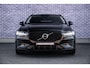 Volvo V60 2.0 T6 Recharge AWD R-Design | Trekhaak | Panoramadak | Donker Glas | Parkeersensoren Voor en Achter | Parkeercamera | LED koplampen |