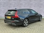 Volvo V60 2.0 T6 Recharge AWD R-Design | Panoramadak | Donker Glas | Parkeersensoren Voor en Achter | Parkeercamera | LED koplampen |