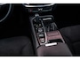 Volvo V60 2.0 T6 Recharge AWD R-Design | Trekhaak | Panoramadak | Donker Glas | Parkeersensoren Voor en Achter | Parkeercamera | LED koplampen |