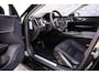 Volvo V60 2.0 T6 Recharge AWD R-Design | Trekhaak | Panoramadak | Donker Glas | Parkeersensoren Voor en Achter | Parkeercamera | LED koplampen |