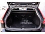 Volvo V60 2.0 T6 Recharge AWD R-Design | Trekhaak | Panoramadak | Donker Glas | Parkeersensoren Voor en Achter | Parkeercamera | LED koplampen |
