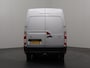 Renault Master 2.3DCi 135PK L2H2 | Navigatie | Camera | Airco | Cruise | 3-Zits | Trekhaak