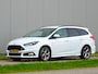 Ford Focus Wagon 2.0 ST 250Pk /// Recaro / Bijna alle opties!