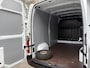 Renault Master T35 2.3 dCi 135 L2H2 Comfort, AIRCO, parkeersensoren, drie zitplaatsen, NAP, 2500 KG trekken