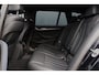 BMW 5-Serie Touring 530e M-Sport LCI | Carbonschwarz | 20 Inch | Laser Light | Live Cockpit Prof. | Leer | Stoelverwarming | Apple Carplay / Android Auto