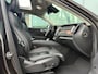 Volvo XC60 2.0 T8 Plug-in hybrid AWD Ultimate Dark 455pk luchtvering / Massage Stoelen / Trekhaak