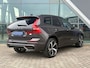 Volvo XC60 2.0 T8 Plug-in hybrid AWD Ultimate Dark 455pk luchtvering / Massage Stoelen / Trekhaak