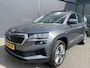 Skoda Karoq 1.5 TSI ACT Business Edition Plus Schuif/kanteldak - Achteruitrijcamera - Elektrische trekhaak stuurverwarming- Stoelverwarming - Parkeersensoren - Airco - Apple carplay - Navigatiesysteem - Achterspoiler - Stuur multifunctio Licht metalen velgen 17 inch - Bluetooth - Cruise control - Dakrails - Extra getint glas - Keyless entry/start - Led verlichting - Start/stop systeem - Elektrische ramen - Led verlichting