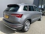 Skoda Karoq 1.5 TSI ACT Business Edition Plus Schuif/kanteldak - Achteruitrijcamera - Elektrische trekhaak stuurverwarming- Stoelverwarming - Parkeersensoren - Airco - Apple carplay - Navigatiesysteem - Achterspoiler - Stuur multifunctio Licht metalen velgen 17 inch - Bluetooth - Cruise control - Dakrails - Extra getint glas - Keyless entry/start - Led verlichting - Start/stop systeem - Elektrische ramen - Led verlichting