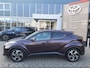 Toyota C-HR / C-HR+ 1.8 Hybrid Executive ALL-SEASON BLIND-SPOT KEYLESS PARK-SENSOREN LM-VELGEN APPLE/ANDROID AD-CRUISE STOELVERW CAMERA DAB+ LENDESTEUN