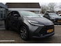Toyota C-HR / C-HR+ 1.8 HYBRID 140 FIRST EDITION STUUR/STOEL&WISSERVERW. LED SENSOREN V+A NAVI DODEHOEKDETECTIE DRAADLOOS TEL.LADER PRIVACY GLASS