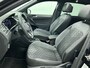 Volkswagen Tiguan 1.5 TSI R-Line | Trekhaak | R-Line | Black Style | Schuif/Kanteldak |