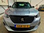 Peugeot 2008 1.2 PureTech GT Pack 131PK + Panorama|Trekhaak|3D digital cockpit|LED|Adaptive cruise|Navi|Apple|Android|Camera|17"LM