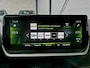 Peugeot 2008 1.2 PureTech GT Pack 131PK + Panorama|Trekhaak|3D digital cockpit|LED|Adaptive cruise|Navi|Apple|Android|Camera|17"LM