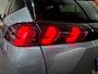 Peugeot 2008 1.2 PureTech GT Pack 131PK + Panorama|Trekhaak|3D digital cockpit|LED|Adaptive cruise|Navi|Apple|Android|Camera|17"LM