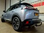 Peugeot 2008 1.2 PureTech GT Pack 131PK + Panorama|Trekhaak|3D digital cockpit|LED|Adaptive cruise|Navi|Apple|Android|Camera|17"LM