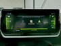 Peugeot 2008 1.2 PureTech GT Pack 131PK + Panorama|Trekhaak|3D digital cockpit|LED|Adaptive cruise|Navi|Apple|Android|Camera|17"LM