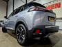 Peugeot 2008 1.2 PureTech GT Pack 131PK + Panorama|Trekhaak|3D digital cockpit|LED|Adaptive cruise|Navi|Apple|Android|Camera|17"LM