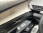 Peugeot 3008 1.6 HYbrid 225 GT 225Pk Automaat (PANORAMADAK, LEDER/ALCANTARA, ADAPTIVE CRUISE, STOELVERWARMING, FOCAL AUDIO, APPLE CARPLAY, KEYLESS, NIEUWSTAAT)