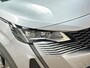 Peugeot 3008 1.6 HYbrid 225 GT 225Pk Automaat (PANORAMADAK, LEDER/ALCANTARA, ADAPTIVE CRUISE, STOELVERWARMING, FOCAL AUDIO, APPLE CARPLAY, KEYLESS, NIEUWSTAAT)