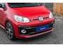 Volkswagen Up! 1.0 TSI GTI|1ste Eig.|5-deurs|Panoramadak|Airco|Stoelverwarming|6BAK|TornadoRood|Dealer Onderhouden
